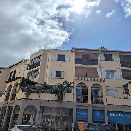 Cap Saint Gilles - T3 Vue Sur Le Port Apartment Exterior photo